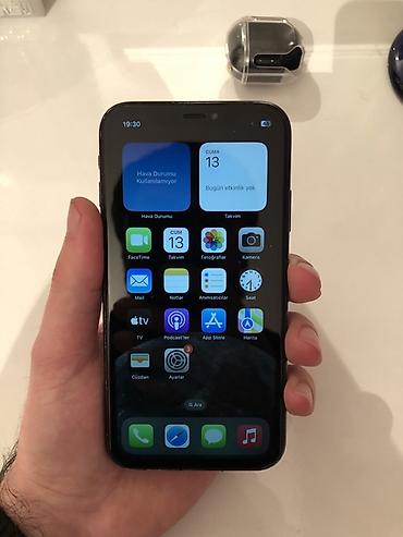 Apple iPhone: IPhone Xr, 64 GB, Qara, Face ID — 7