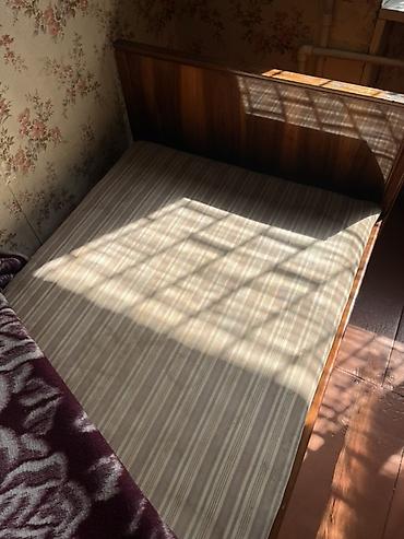 İşlənmiş, Təknəfərlik çarpayı, Bazasız, Matras ilə, Siyirməsiz