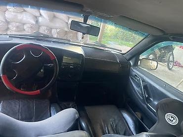 Volkswagen: Volkswagen Passat: 1994 г., 1.8 л, Механика, Бензин, Универсал — 2