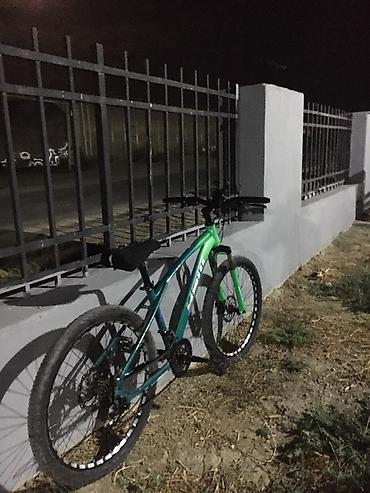 çin kuklası: Dağ velosipedi – alüminium hardtail karkas, 27.5" təkərlər - Rəng — 1