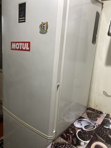 холодильник дома: Холодильник Samsung, Б/у, Двухкамерный, No frost