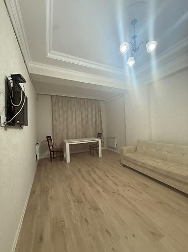 ev alqi satqi: 2 otaqlı, Yeni tikili, 77 kv. m — 3