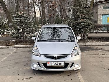 Honda: Honda Fit: 2008 г., 1.4 л, Автомат, Бензин, Хэтчбэк — 3