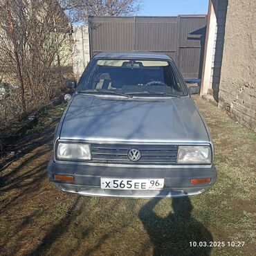 Volkswagen: Volkswagen Passat: 1989 г., 1.8 л, Механика, Бензин, Седан