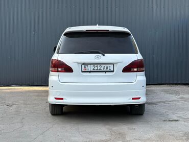 Toyota: Toyota Ipsum: 2002 г., 2.4 л, Автомат, Бензин, Минивэн — 5