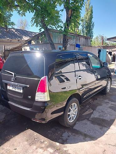 kona машина: Toyota Innova: 2008 г., 2.7 л, Автомат, Бензин, Вэн/Минивэн — 5