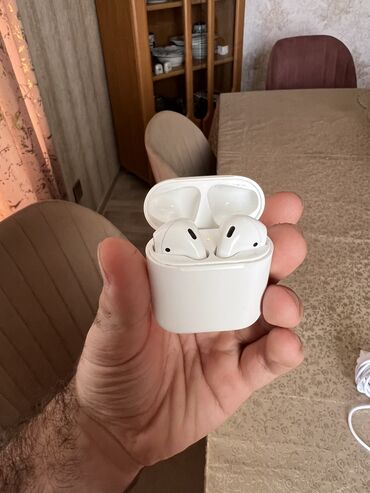 airpods чехол: Airpods 2 cızıqsız təmirsiz
Tam orginaldır ideal vəziyyətdə