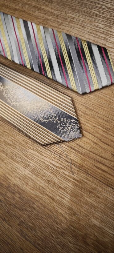 Галстуки, запонки: Галстуки классические, новые. - Материалы: гладкая атласная ткань и — 24