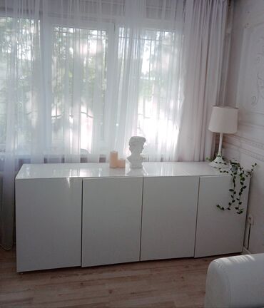 мебель икеа: Комод Икеа ( длина 2 м; глубина 45см ; высота 80)Цена 16000
