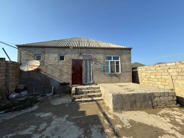 sabuncu sabuncu qesebesinde satilan evler: Maştağa qəs. 3 otaqlı, 90 kv. m, Yeni təmirli