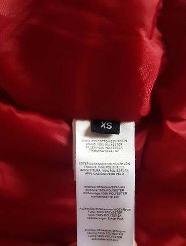 nike tech flecce: КУРТКА зимняя красная с натуральным мехом. Размер XS(на очень — 4