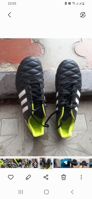 butsular: Kişilər üçün futbol ayyaqabisi.ölçü 42.təzə kimi qalib