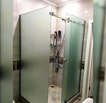 трек потолок: Душевые ограждения из закаленного стекла с черным/хромированным — 9