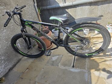 Uşaq velosipedləri: İşlənmiş İki təkərli Uşaq velosipedi 28", sürətlərin sayı: 21, Ünvandan götürmə