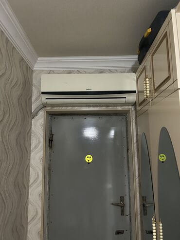 Uzunmüddətli kirayə mənzillər: Memar ecemide nenemin tendirin arxasinda 16 mertebenin 4 cu mertebesi — 6