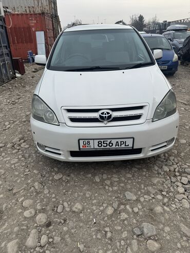 Toyota: Toyota Ipsum: 2001 г., 2.4 л, Автомат, Бензин, Минивэн