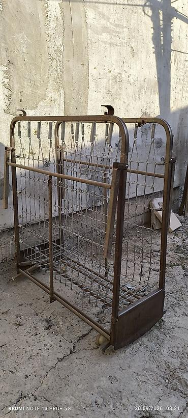 Раскладушки: Складная раскладная кровать на металлическом каркасе - Тип — 2