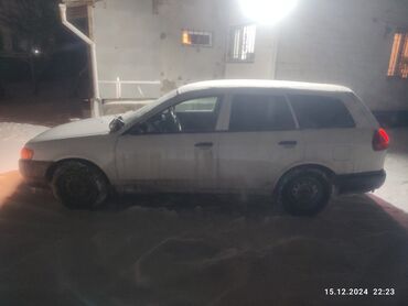 Nissan: Nissan : 2001 г., 1.5 л, Вариатор, Бензин, Универсал