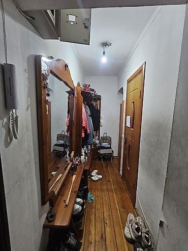 Продажа квартир: 2 комнаты, 38 м², Золотой квадрат Хрущевка, 1 этаж — 9