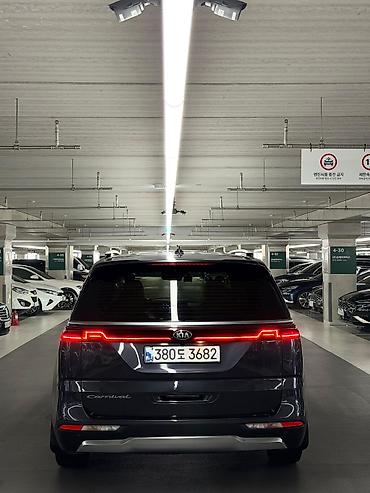 lada 9: Kia Carnival: 2021 г., 2.2 л, Автомат, Дизель, Минивэн — 2