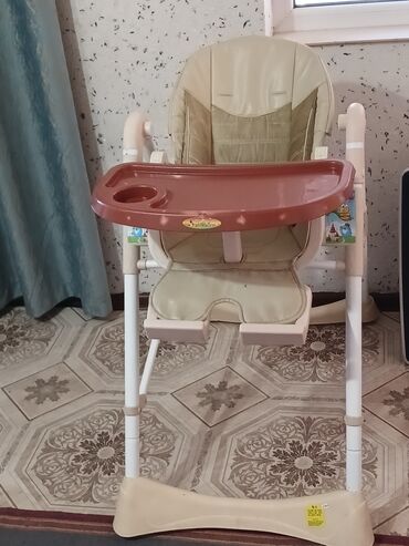 детский столик с стульчиком: Стульчик для кормления