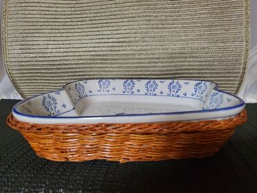 Činije: Posuda nova,vintaz porcelanska sa korpom. Nova posuda univerzalna,sve na lalafo.rs — 5 Činije: Posuda nova,vintaz porcelanska sa korpom. Nova posuda univerzalna,sve — 5