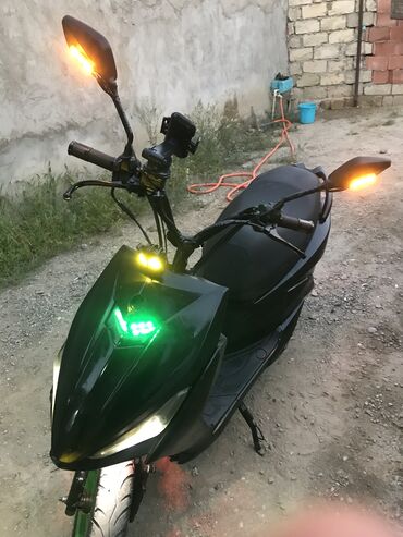 elektrikli moped satışı: Moon - mon, 80 см3, 2020 год, 200000 км