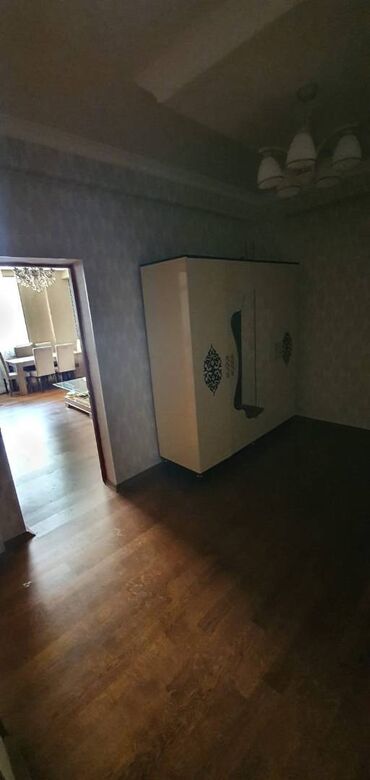 Uzunmüddətli kirayə mənzillər: Əhmədli metro yaxinliginda,Pitstopun arxasinda yerleshen yenitikili — 9