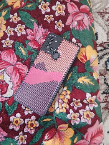 nokia e72: Смартфон Samsung Galaxy A21s с чехлом - Экран: 6.5" Infinity-O — 1