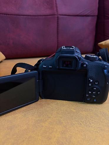 canon 60: Canon EOS 800D DSLR fotoaparat + EF-S 18-55mm IS STM obyektiv - 24.2 — 3