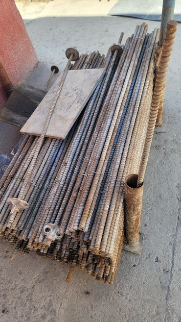 Аренда инструментов: Сдаётся аренду тайроты. дрек. подпорка. телескопические стойки 3 — 9