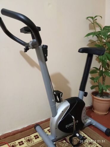 Qaçış trenajorları: Velo tirnajor cəmi 250 manat. 3 aydır alınıb evdə başqası olduğu üçün
