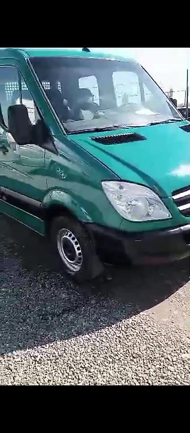 резка наклейки: Автобус, Mercedes-Benz, 2010 г., до 15 мест — 1