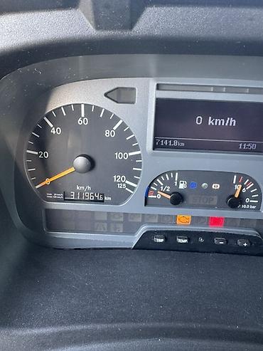 седло для тягача: Тягач, Mercedes-Benz, 2009 г., Без прицепа — 3