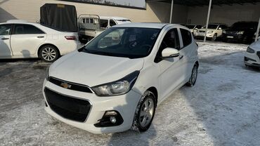 Chevrolet Spark: 2017 г., 1 л, Автомат, Бензин, Седан