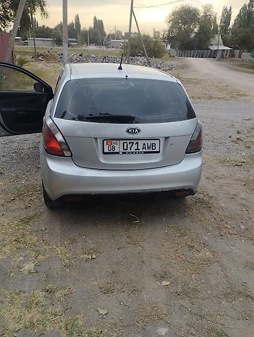 Продажа авто: Kia Rio: 2010 г., 1.4 л, Механика, Хэтчбэк — 2