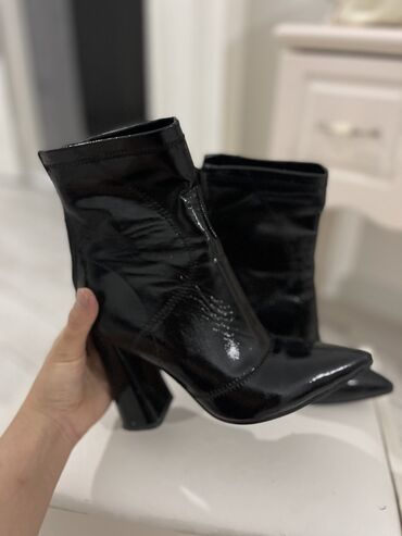 женская стильная обувь: Обувь 36-37р кожа, Зара Эрмес