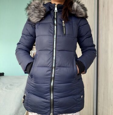 зимняя куртка женская бишкек: Пуховик, L (EU 40)