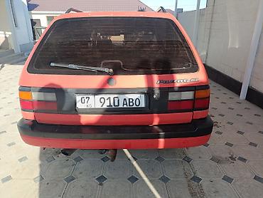 Volkswagen: Volkswagen Passat Variant: 1989 г., 1.8 л, Механика, Бензин, Универсал — 11