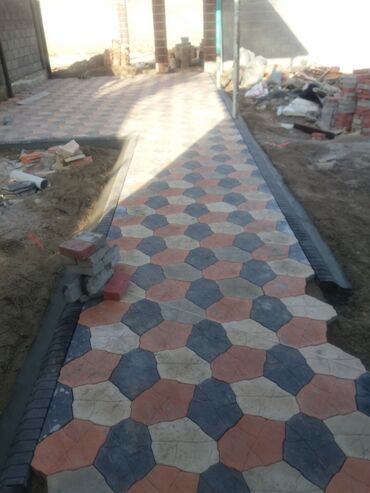 Бордюры: Бордюр, Гарантия, Бесплатный выезд, Бесплатная доставка at lalafo.kg — 27 Бордюры: Бордюр, Гарантия, Бесплатный выезд, Бесплатная доставка — 27