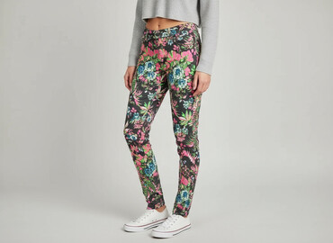 Women's Pants: Amisu, Spodnie materiałowe damskie, rozmiar S