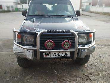 аккумуляторлор авто: Mitsubishi Pajero: 1996 г., 3.5 л, Кол менен иштөөчү, Бензин, Жол тандабас — 1