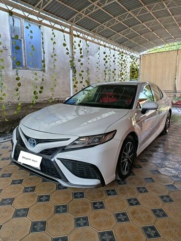Toyota: Toyota Camry: 2019 г., 2.5 л, Автомат, Гибрид, Седан