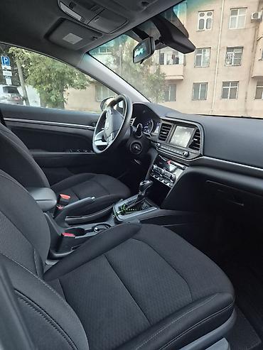 elantra hyundai: Hyundai Elantra: 2 l | 2020 il Sedan — 7
