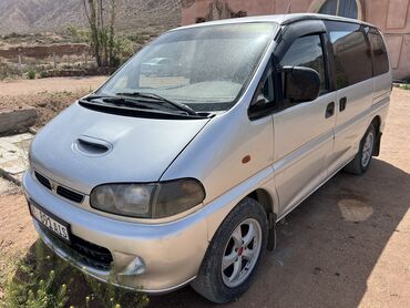Mitsubishi: Mitsubishi Delica: 1996 г., 2.5 л, Механика, Дизель, Минивэн