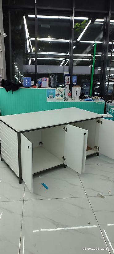 на кассу: Торговое оборудование для магазина: модульные стеллажи и остров — 6