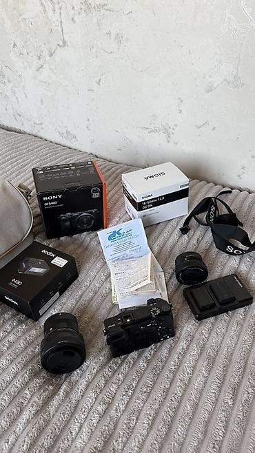 sony fx3: Продаю почти новую камеру с двумя объективами, новая полгода назад — 1