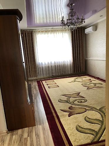 квартал: Продается дом с отдельным двором и навесом. - Двухэтажное здание — 7