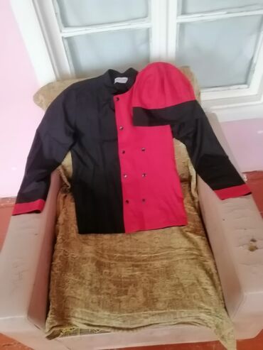 Tibbi geyim: Ağ rəngli aşpaz forması dəsti Məhsulun tərkibi: - Aşpaz köynəyi — 7