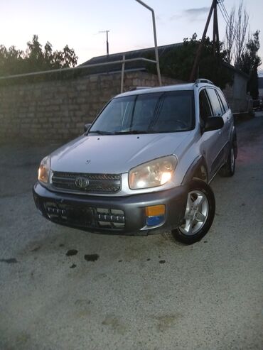 Toyota: Toyota RAV4: 0.2 l | 2002 il Ofrouder/SUV — 11